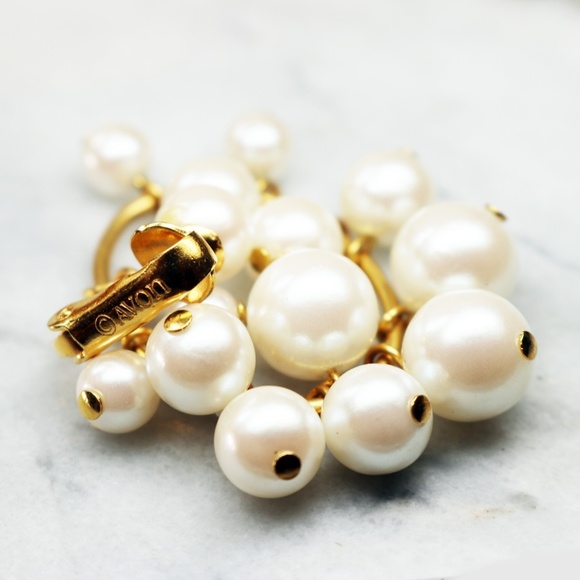 ACAPULCO PRINCESS Chandelier Earrings by AVON - Picture 5 of 11